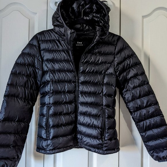 Aritzia Jackets & Blazers - TNA Botanie Puffer